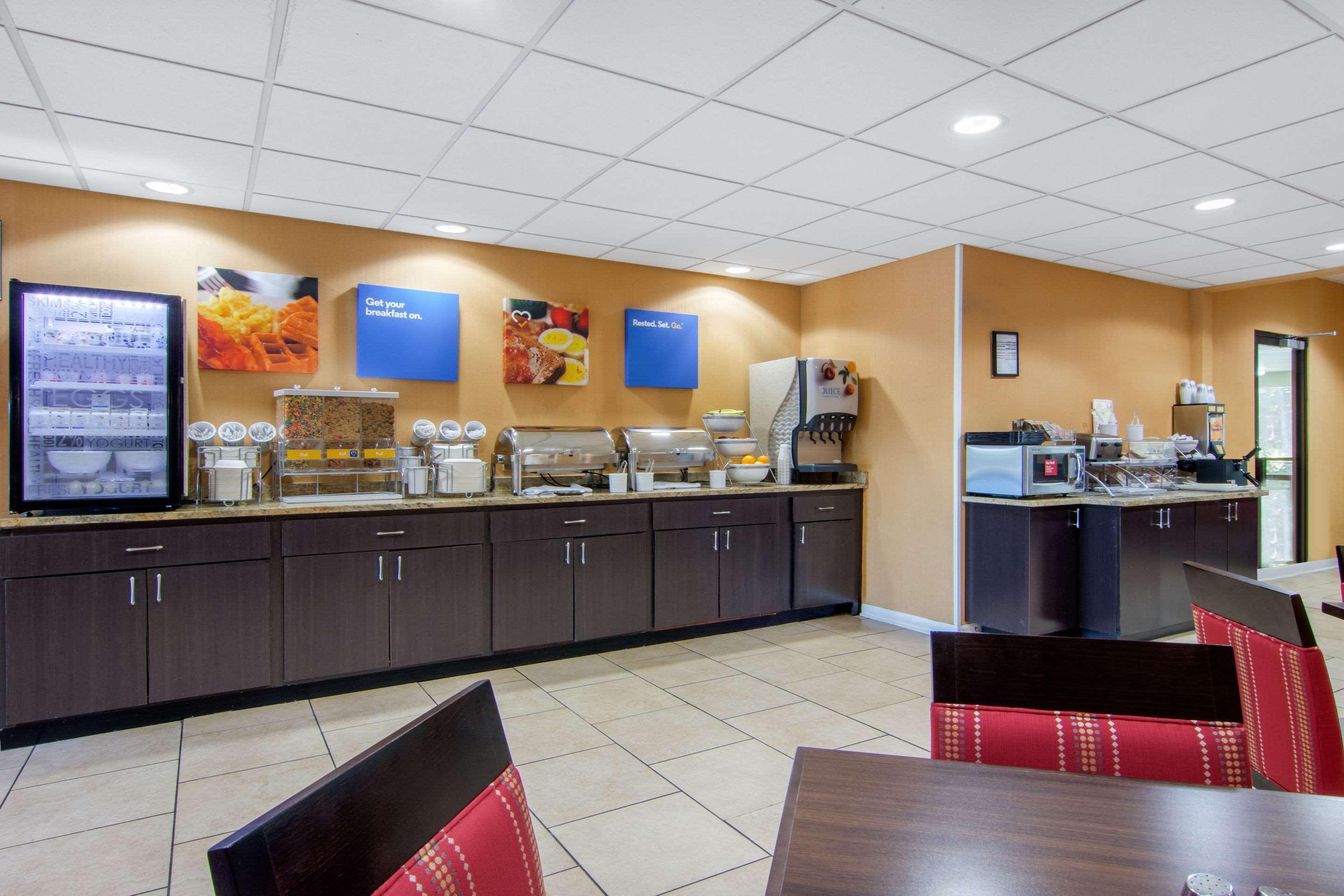 Comfort & Inn Suites Canton Ngoại thất bức ảnh